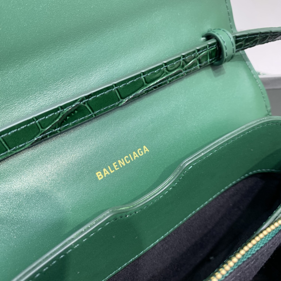 Balenciaga Small Woc Crocodile Embossed Shoulder Bag Green